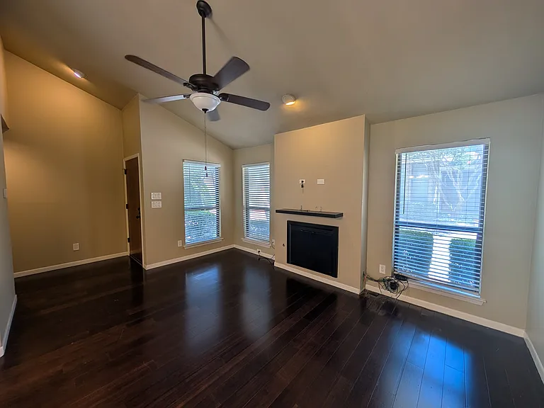 17490 Meandering Way #1005 — Photo 3