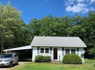 615 Lewiston Rd, Topsham, ME 04086