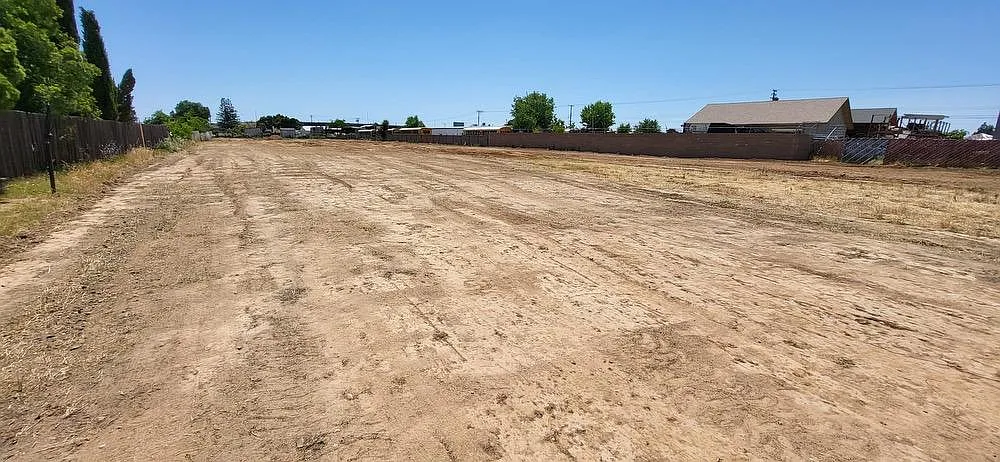 40 South Ave photo 1