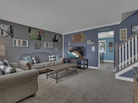 4th image of 3609 Beckley St