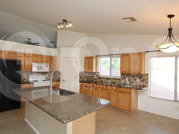 2nd image of 4173 E Meadow Lark Way
