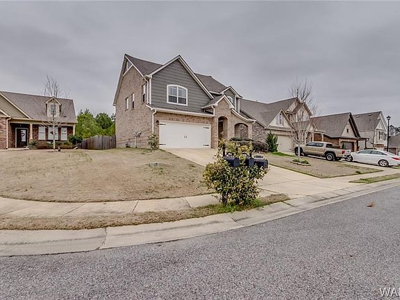 2nd image of 3820 Veranda Ct