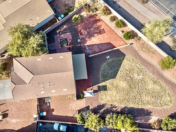 2nd image of 23044 W Yavapai St