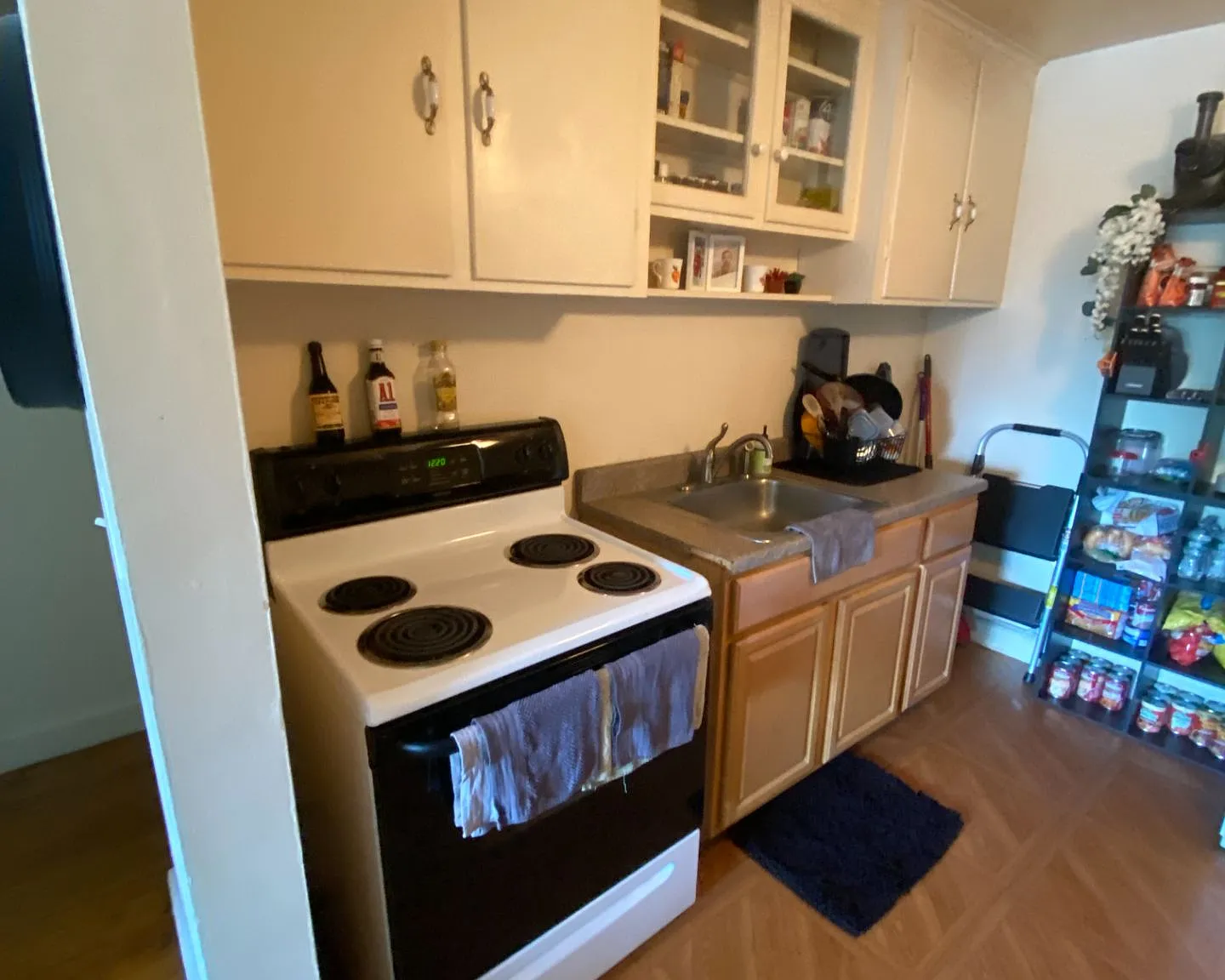 1 bed, 600 sqft, $1,850 — Photo 2