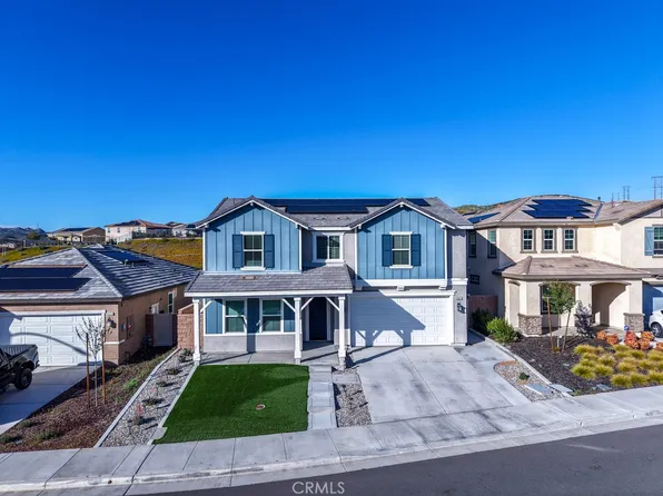 41037 Chambord Dr, Lake Elsinore, CA 92532