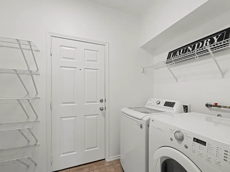 8613 Rock Pigeon Dr #205 — Photo 7