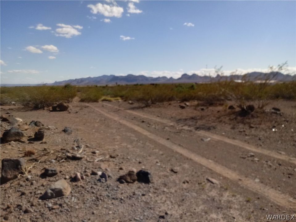 2nd image of - Dugas Rd.