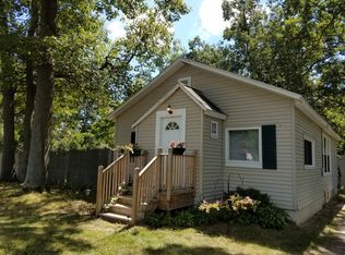 1904 Four Mile Rd NE, Grand Rapids, MI 49525