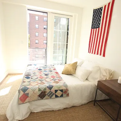Rented by Nooklyn NYC LLC | media 21