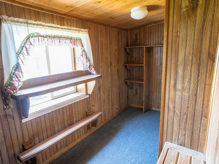 1227 Green Bay St — Photo 16