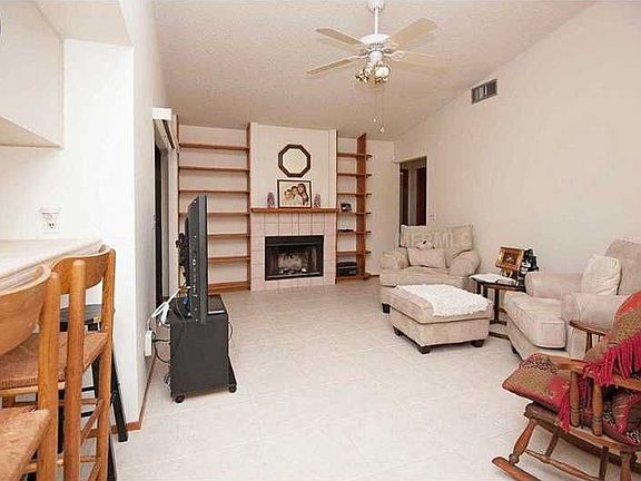4th image of 189 Dublin Dr