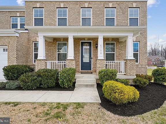 2nd image of 4708 Groover Ln