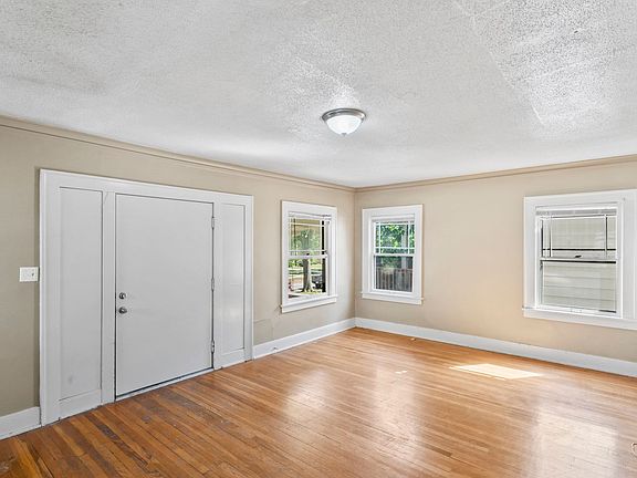 4th image of 5312 Harrison St