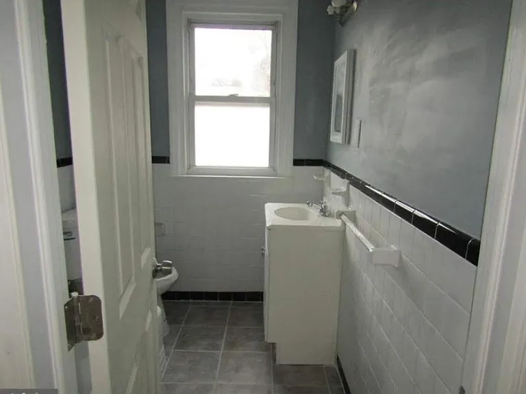 942 Pratt St #2 — Photo 8
