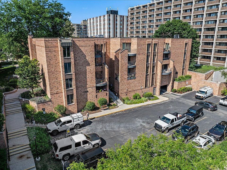 1st image of 1906 E Shorewood BOULEVARD #149