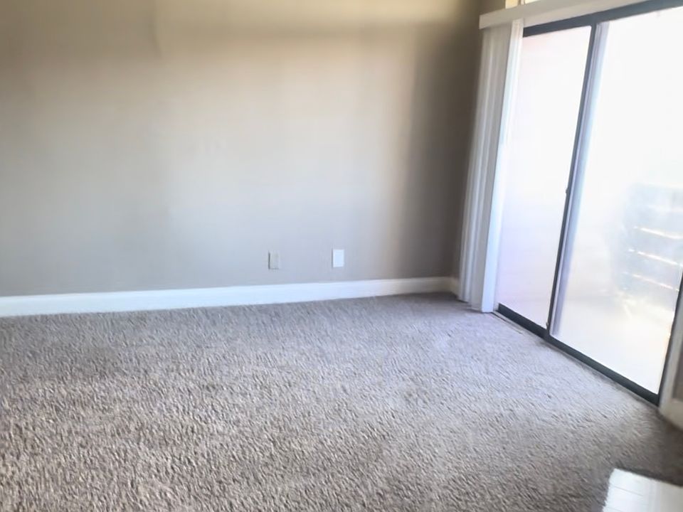 2nd image of 4409 Point Blvd #6306