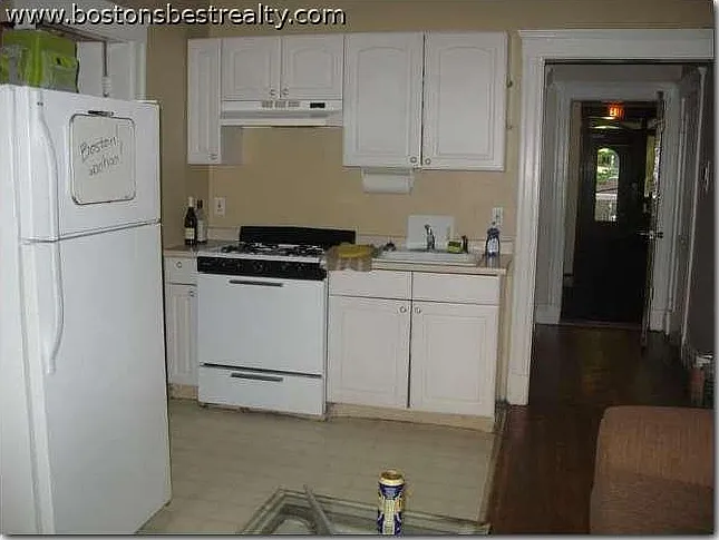 14 Melvin Ave #3 — Photo 2