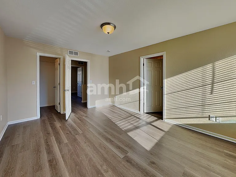 5550 N Lisbon St — Photo 10