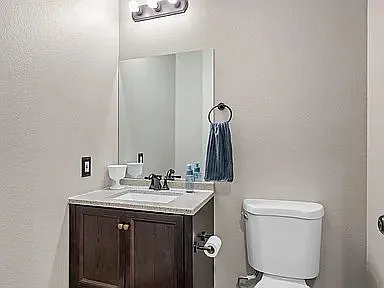 5011 Wood Glen Dr — Photo 7