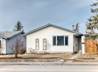 404 S Acacia Dr SE, Airdrie, AB T4B 1G1