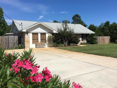1620 Oak Dr, Gulf Breeze, FL, 32563