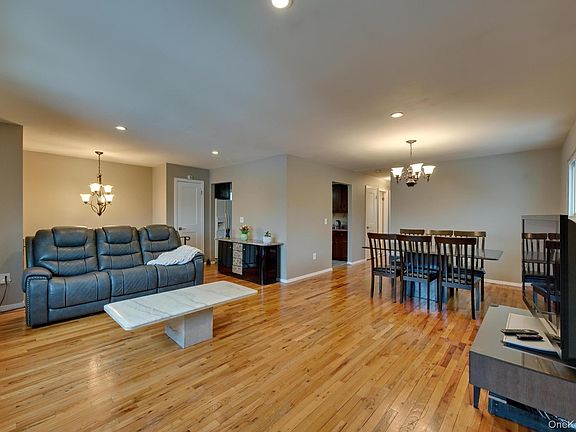 4th image of 15 Snapper Court