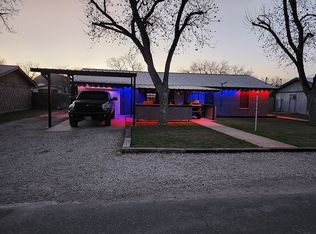 109 Martin St, Junction, TX 76849