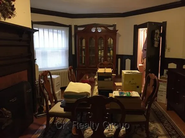 8 Palfrey St #1, Watertown, MA 02472