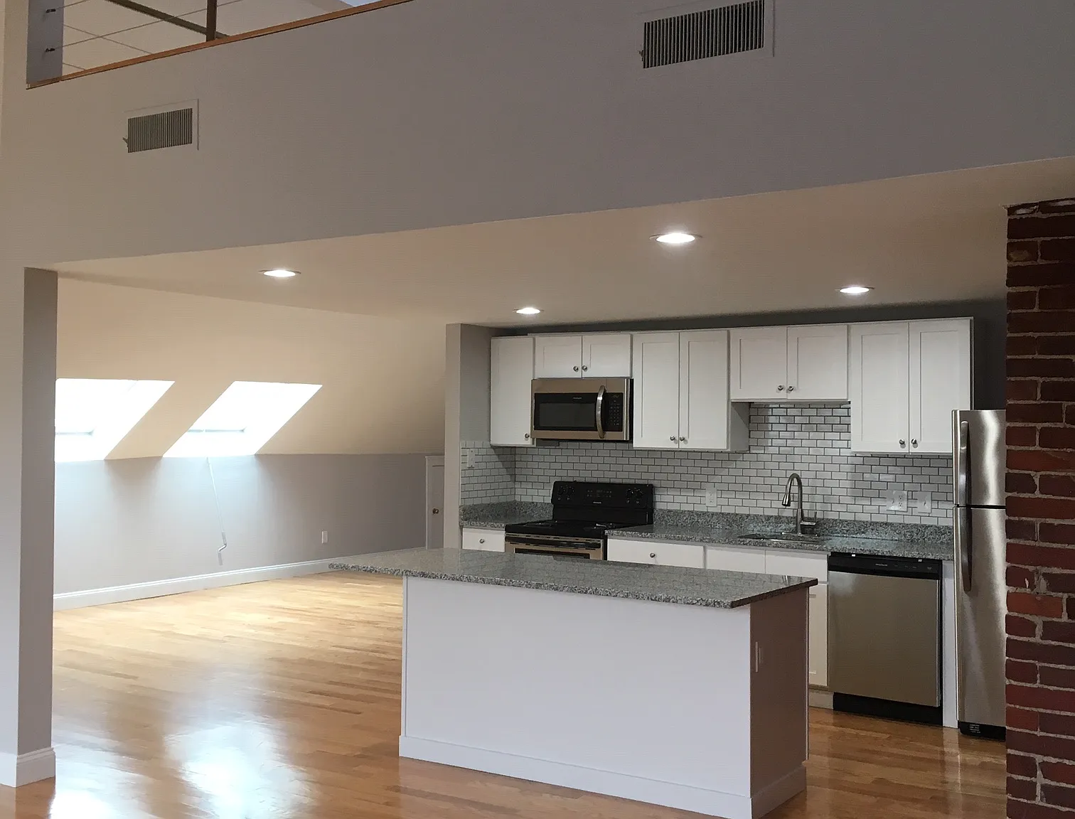 36 Abbott Street — Photo 1