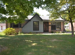 7904 Bramble Ln, Louisville, KY 40258
