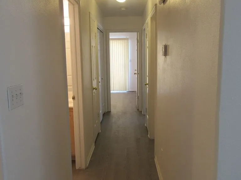 527 E 2015 N — Photo 7