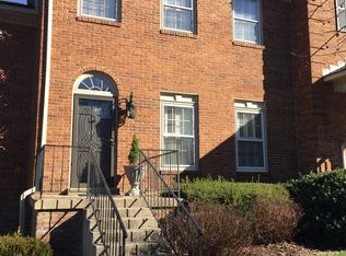 1355 Gray Hawk Rd, Lexington, KY 40502