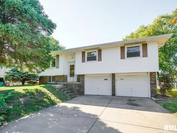 117 Tanglewood Ln, East Peoria, IL 61611