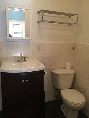 Rented by Jason Rosenberg, LREB | media 6