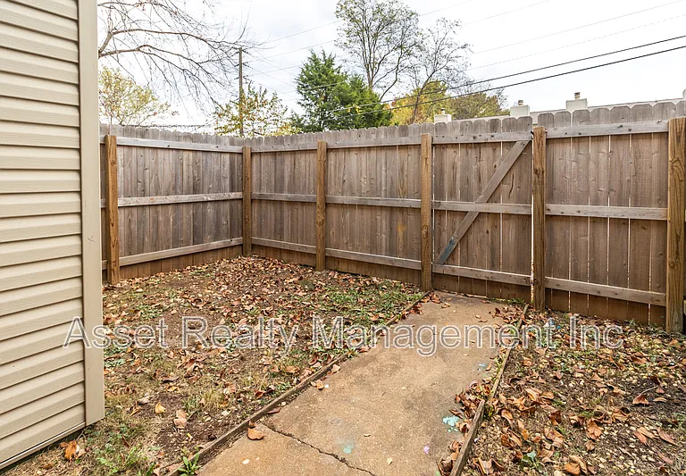 9157 Cedarpark Ln #B — Photo 11