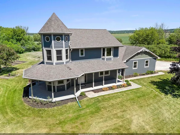 1369 Fair Rd, Greenleaf, WI 54126