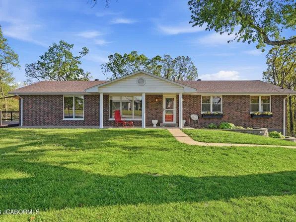 4725 Sharon Dr, Jefferson City, MO 65109