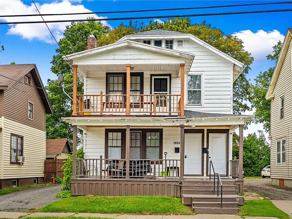 1st image of 1654 Wesley Ave