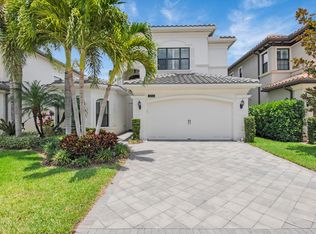 9350 Eden Roc Ct, Delray Beach, FL 33446