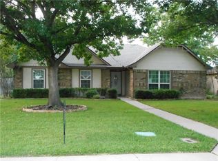 1605 Winter Park Ln, Lewisville, TX 75077