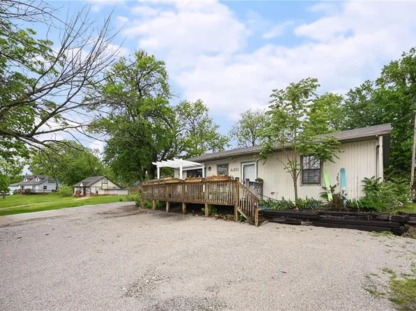 30 A St, Lake Lotawana, MO 64086