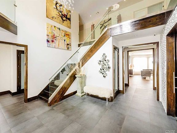 2nd image of 94 Bannister Ln
