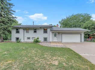 13949 Gauntlet Ct, Apple Valley, MN 55124