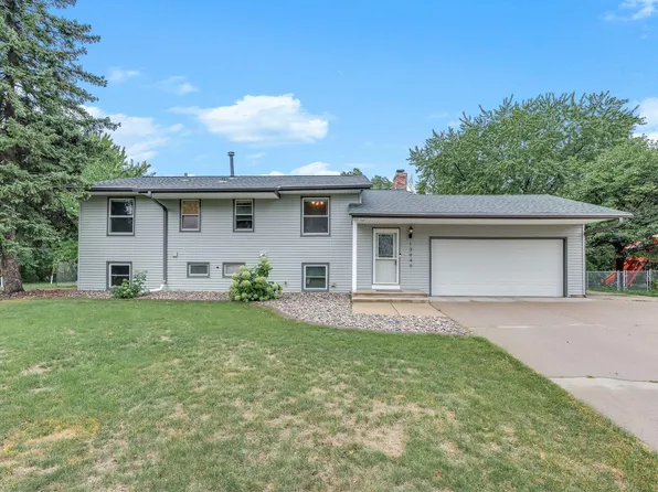 13949 Gauntlet Ct, Apple Valley, MN 55124