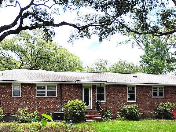 2nd image of 4717 Farmal St