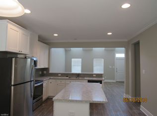 120 Waverly Dr, Bryan, TX 77801