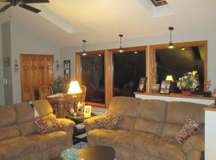 49 Firefly Rd, Halifax, MA 02338