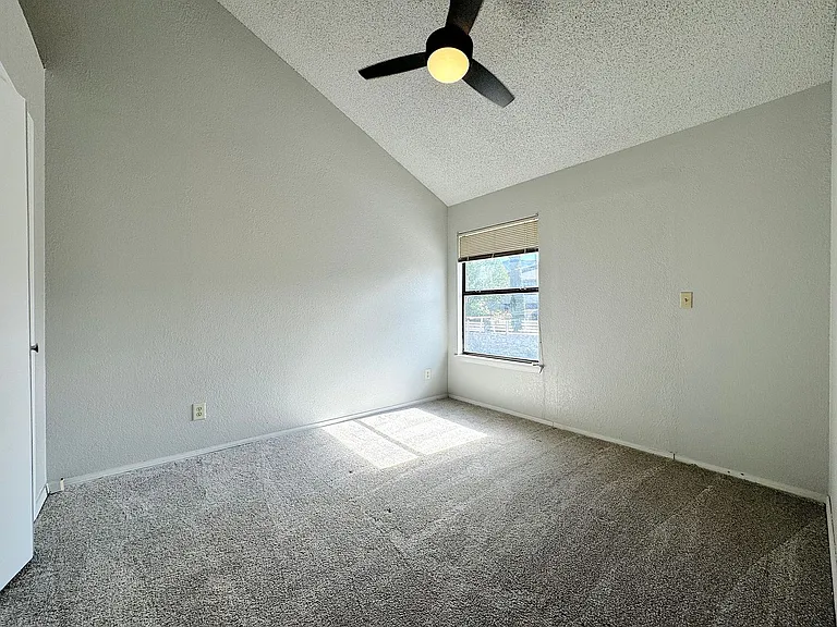 11145 Loma Escondida Dr — Photo 21