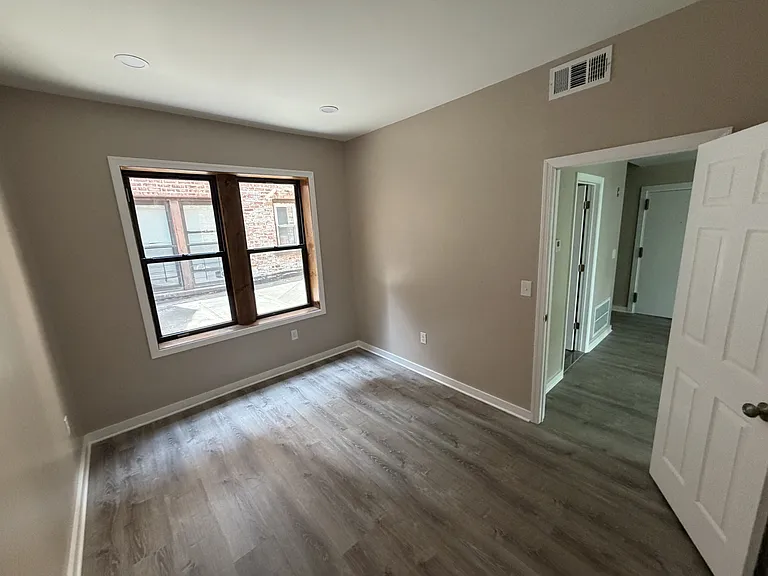 441 Mount Prospect Ave — Photo 7