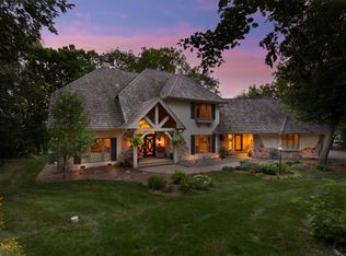 1535 Bavarian Shores Dr, Chaska, MN 55318